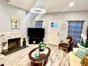 26 Mill St-Unit -1 in Middletown, NY - Building Photo - Building Photo