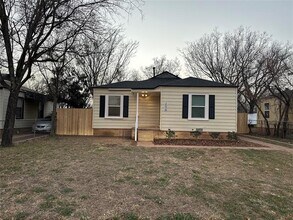 2034 Sycamore St in Abilene, TX - Building Photo - Building Photo