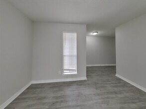 5519 Bridgegate Dr in Spring, TX - Building Photo - Building Photo