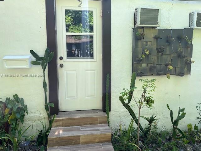 410 NW 31st St in Miami, FL - Building Photo - Building Photo