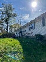 15 Rocky Hill Rd in Yarmouth, ME - Building Photo