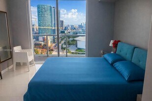 244 Biscayne Blvd, Unit 3204 in Miami, FL - Building Photo