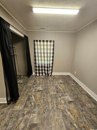 1509 Stanphil Rd photo'