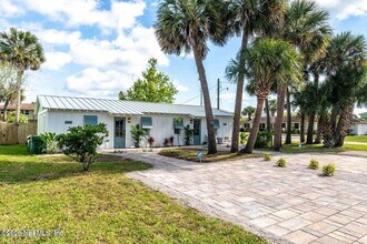 807 2nd St S in Jacksonville Beach, FL - Building Photo - Building Photo