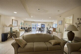 1391 S Ocean Blvd in Pompano Beach, FL - Building Photo - Building Photo
