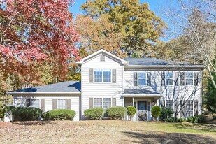 237 Hidden Ct in Winder, GA - Building Photo