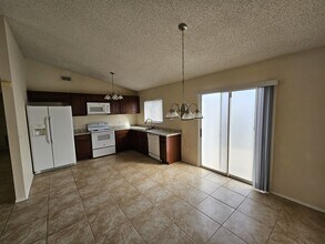 311 Oak Ln Dr in Ocala, FL - Building Photo - Building Photo