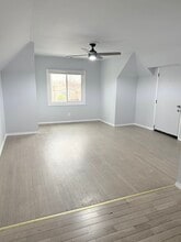 2807 N 74th Ct, Unit 3a in Elmwood Park, IL - Foto de edificio - Building Photo