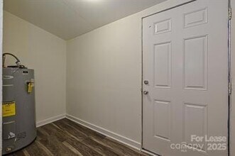 1232 Effingham Rd in Charlotte, NC - Building Photo - Building Photo