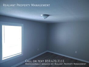32 Mary St-Unit -4 in Berea, KY - Building Photo - Building Photo