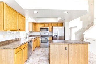 9649 W Mission Ln in Peoria, AZ - Building Photo - Building Photo