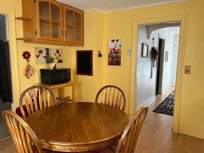 305 Harrington Way in Worcester, MA - Building Photo - Building Photo