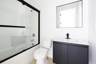 711 Main Ave in Passaic, NJ - Building Photo - Building Photo