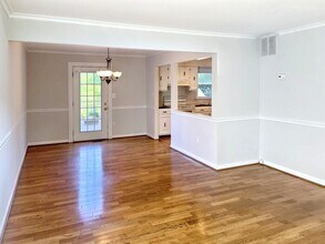 13382 Brookfield Ct in Chantilly, VA - Building Photo - Building Photo