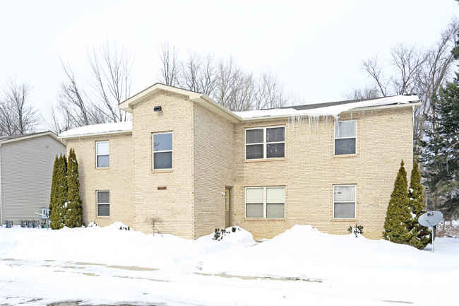 West Water Pines in Port Huron, MI - Building Photo - Building Photo