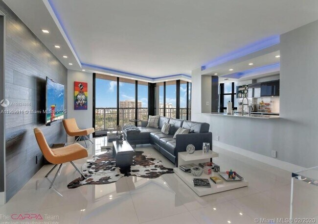 4000 Towerside Terrace in Miami, FL - Building Photo - Building Photo