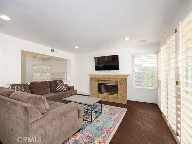 24716 Cll Altamira in Calabasas, CA - Building Photo - Building Photo