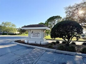 13839 Fairway Island Dr in Orlando, FL - Building Photo