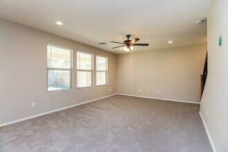 1003 E Daniella Dr in San Tan Valley, AZ - Building Photo - Building Photo