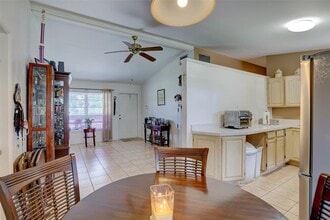 1001 SW 22nd Ter in Fort Lauderdale, FL - Building Photo - Building Photo