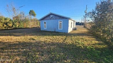 5105 E 14th St in Panama City, FL - Building Photo - Building Photo