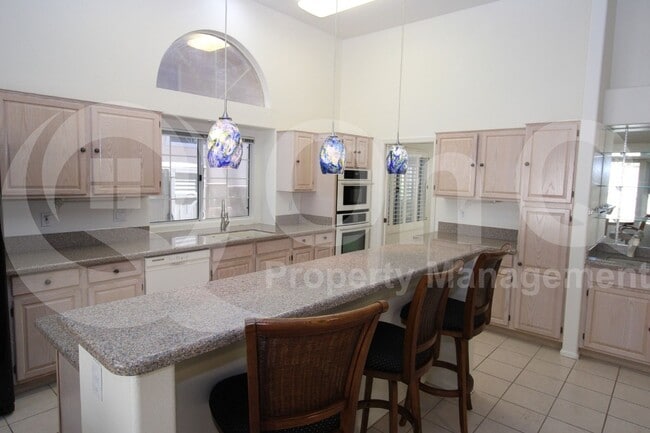 14566 W Bison Path in Surprise, AZ - Building Photo - Building Photo
