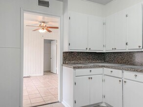 4315 42nd St in Lubbock, TX - Building Photo - Building Photo