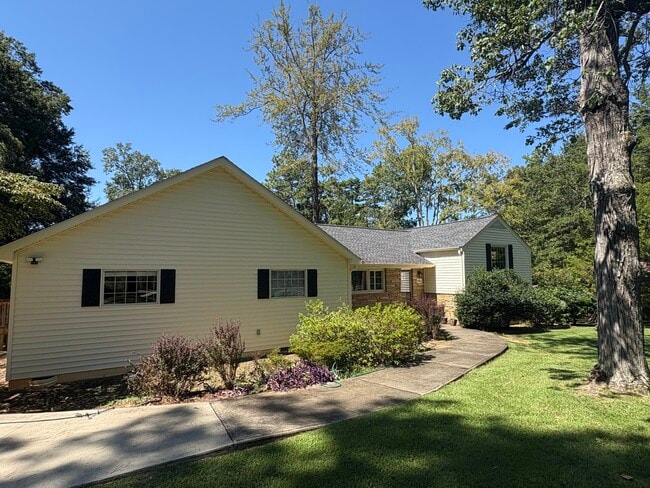 property at 831 Legare Rd SW