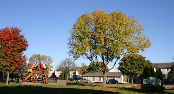 Westgate Townhomes in New Prague, MN - Building Photo