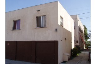 1409 Magnolia Ave in Long Beach, CA - Building Photo