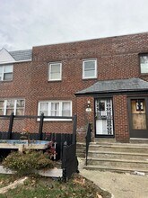 7512 Woodbine Ave in Philadelphia, PA - Building Photo - Building Photo