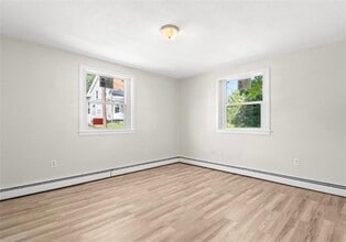 80 Summit St in Woonsocket, RI - Building Photo - Building Photo