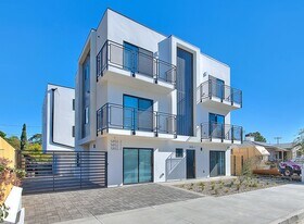 5850 Vineland Ave in Los Angeles, CA - Building Photo