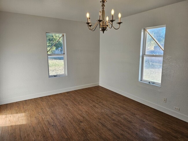 614 W Arch St in Union, OR - Building Photo - Building Photo