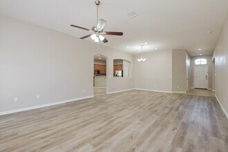 7129 W Dupont Way in Tucson, AZ - Foto de edificio - Building Photo