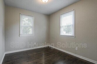 17250 Montgall Dr in Belton, MO - Building Photo - Building Photo