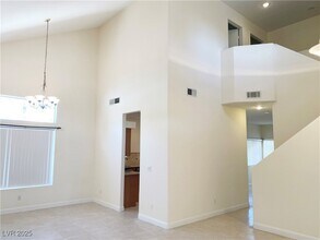 8732 Point Kristi Cir in Las Vegas, NV - Building Photo - Building Photo
