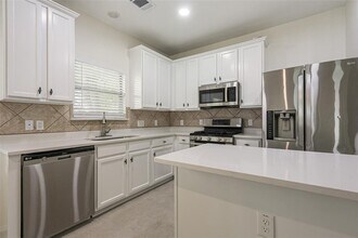 3404 Winding Shore Ln in Pflugerville, TX - Building Photo - Building Photo