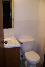 111 Pin Oak Dr in Pekin, IL - Building Photo - Building Photo