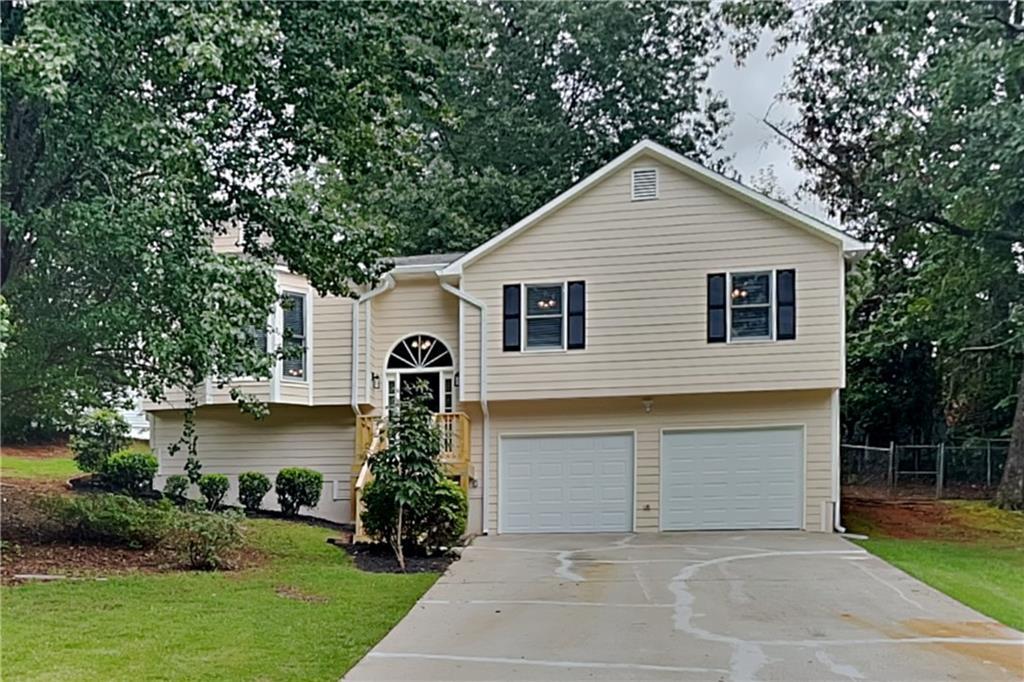 77 Breckenridge Dr in Powder Springs, GA - Building Photo