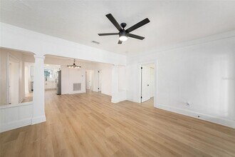104 W South Ave in Tampa, FL - Building Photo - Building Photo