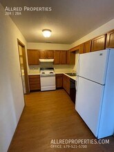 695 W Beck Dr in Fayetteville, AR - Building Photo - Building Photo