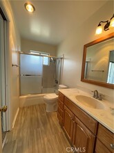 401 8th St-Unit -A in Huntington Beach, CA - Building Photo - Building Photo