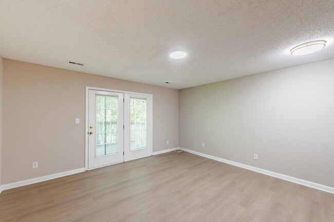 936 S Fifth St in Mebane, NC - Building Photo - Building Photo
