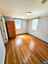 251 Copeland Ave in Lyndhurst, NJ - Building Photo - Building Photo