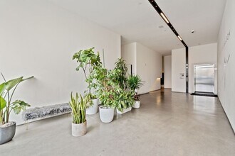 241 10th St in San Francisco, CA - Building Photo - Building Photo