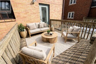 296 Runnymede Rd in Toronto, ON - Building Photo - Building Photo