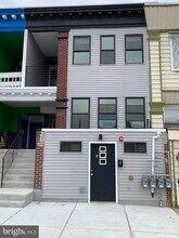 4811 Walnut St-Unit -2 in Philadelphia, PA - Building Photo - Building Photo