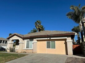 29806 Old Sycamore Ln in Murrieta, CA - Building Photo