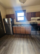 2004 Kenneth Ave-Unit -1 in New Kensington, PA - Building Photo - Building Photo